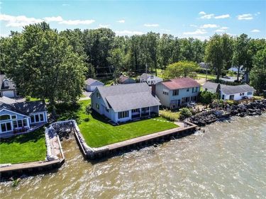 24 Zellweger Bch, Hilton, NY 14468
