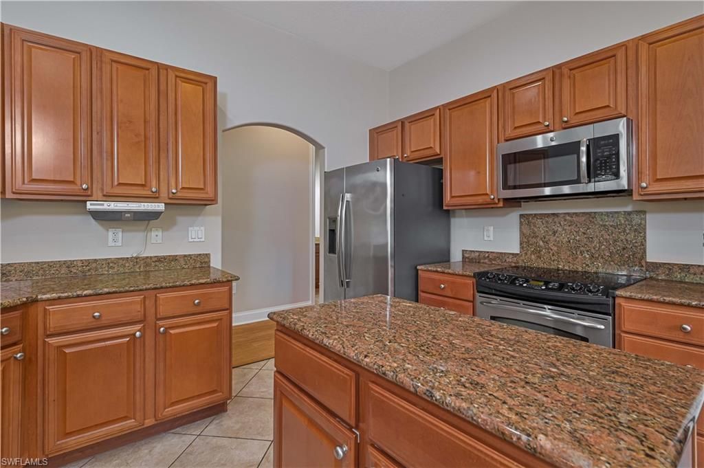 1244 Carpazi Ct, Unit 1, Naples, FL 34105 Photo