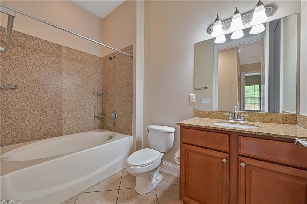 1244 Carpazi Ct, Unit 1, Naples, FL 34105 Photo
