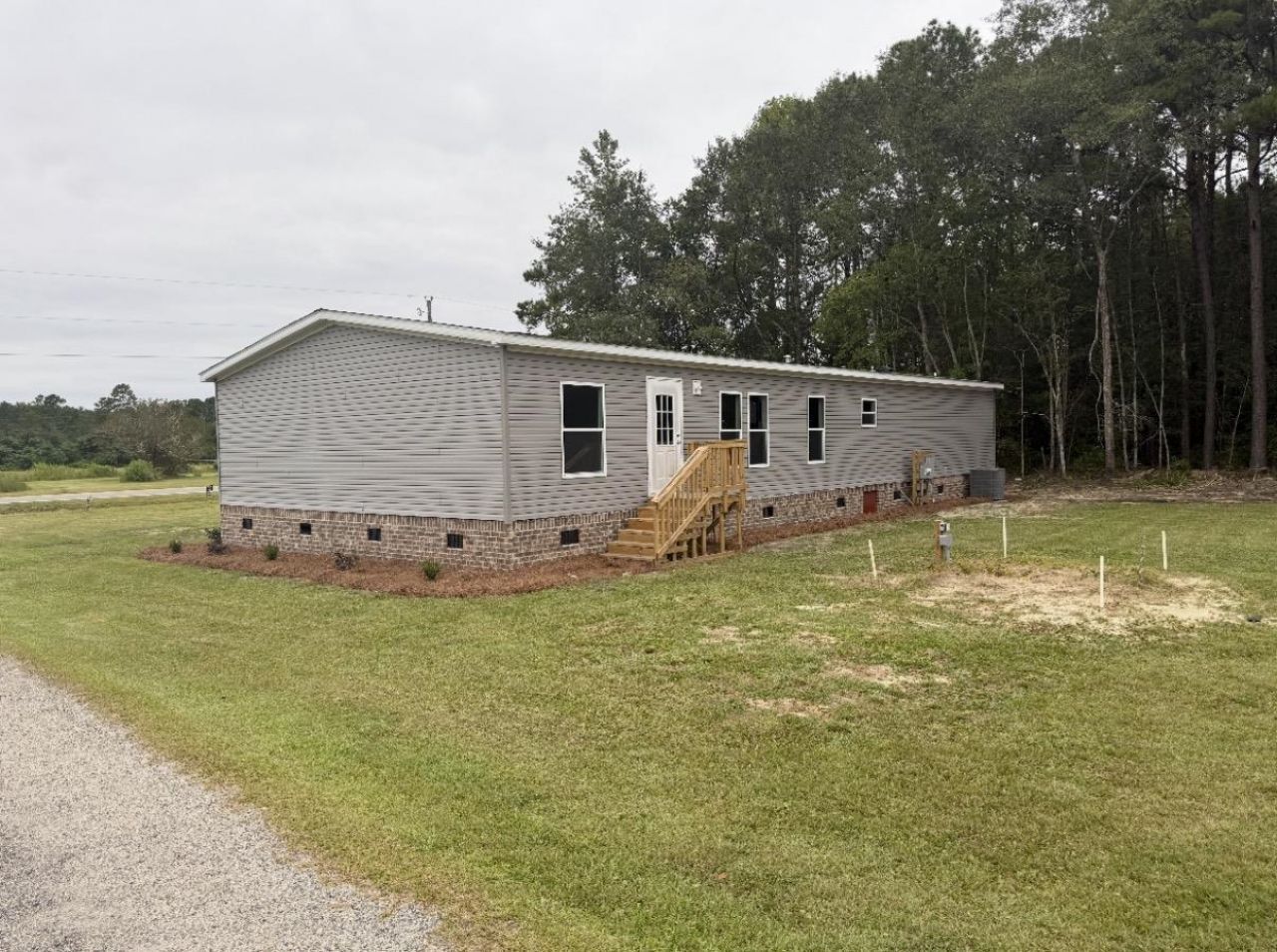 3353 Fries Bay Rd. Photo 5