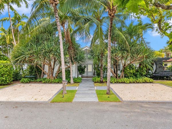 755 Curtiswood Dr , Key Biscayne, FL 33149