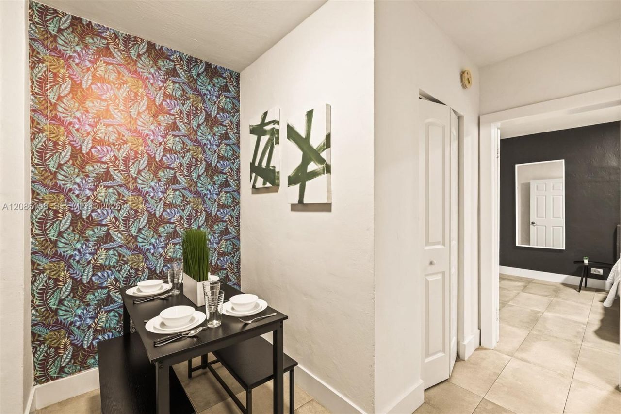 7340 Harding Ave, Unit 1, Miami Beach, FL 33141 Photo