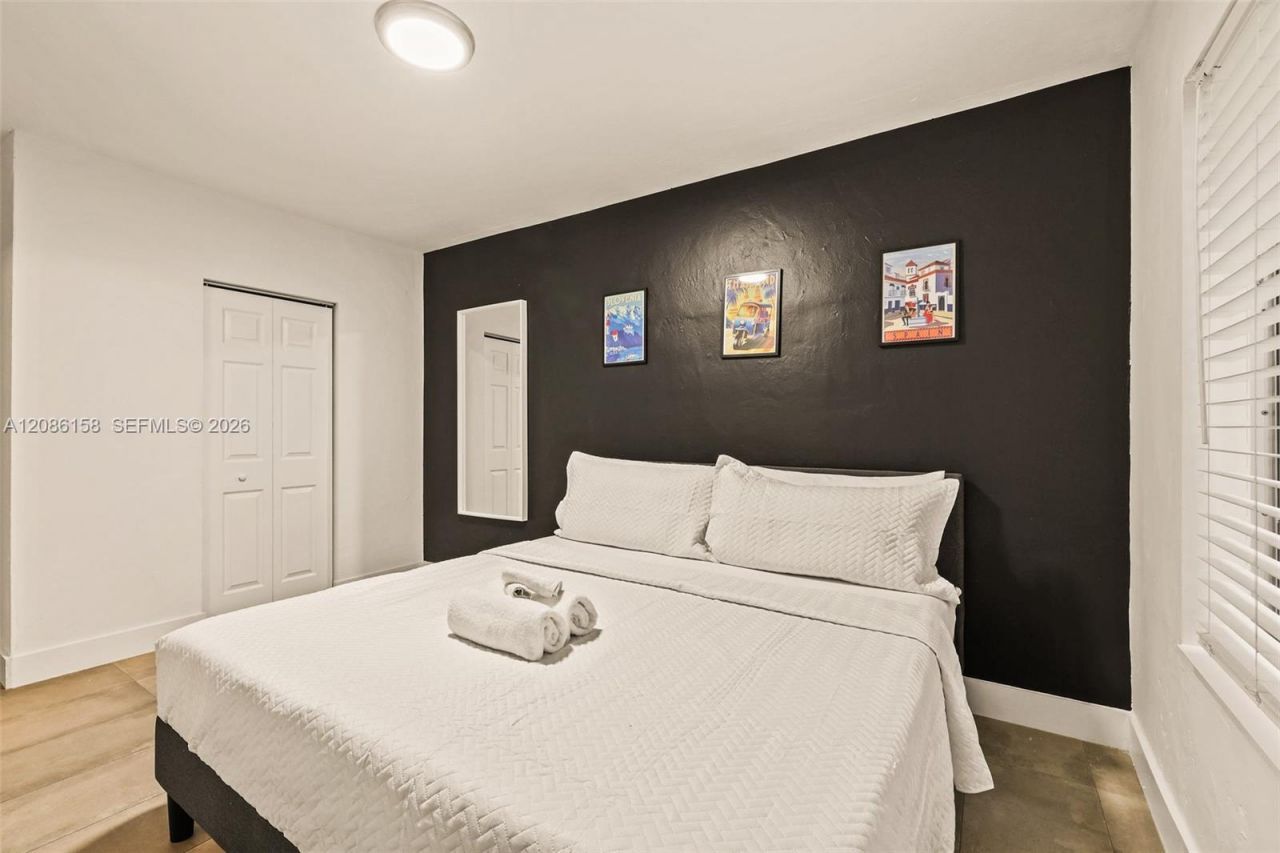 7340 Harding Ave, Unit 1, Miami Beach, FL 33141 Photo