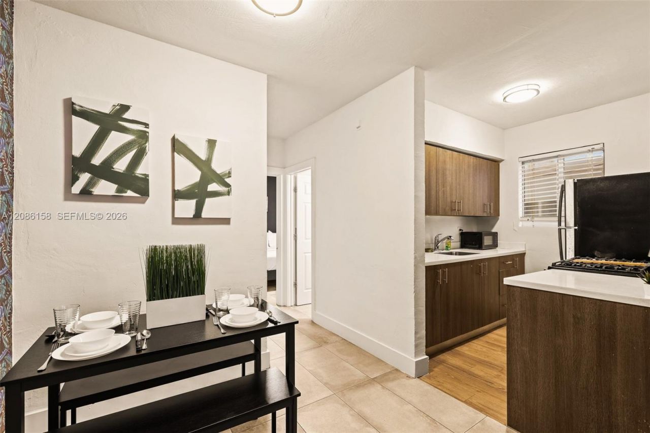 7340 Harding Ave, Unit 1, Miami Beach, FL 33141 Photo