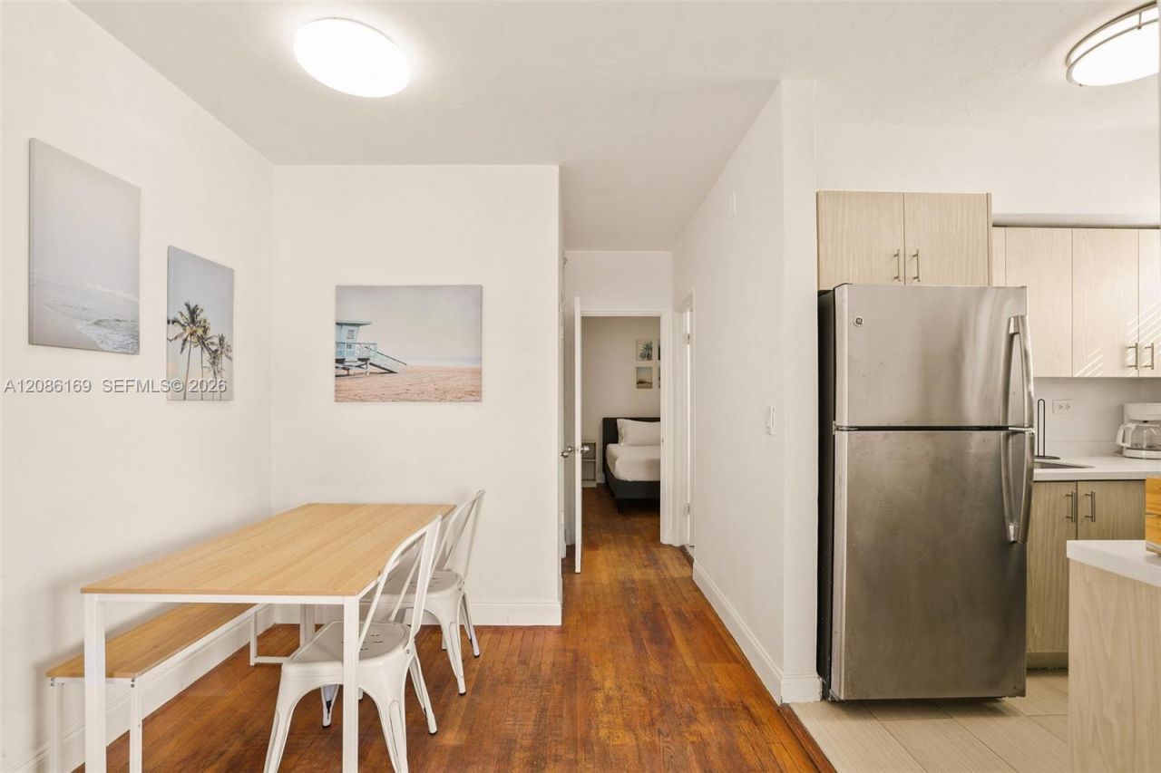 7340 Harding Ave, Unit 17, Miami Beach, FL 33141 Photo