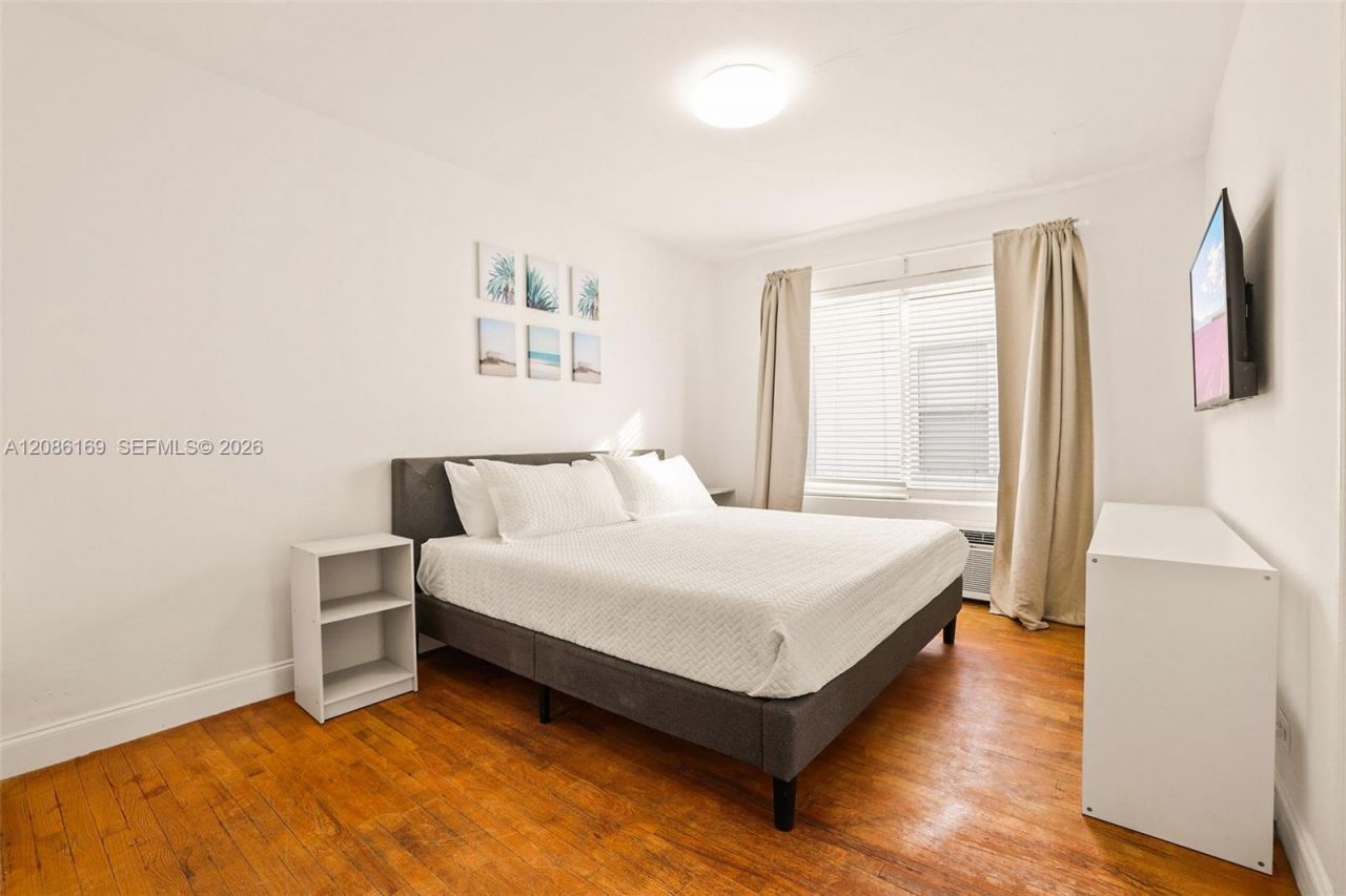 7340 Harding Ave, Unit 17, Miami Beach, FL 33141 Photo