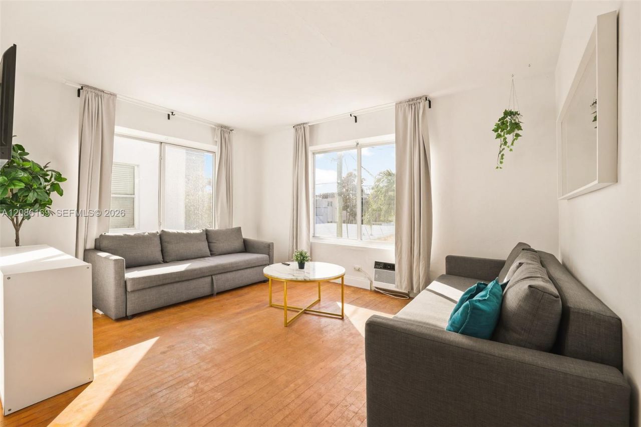 7340 Harding Ave, Unit 17, Miami Beach, FL 33141 Photo