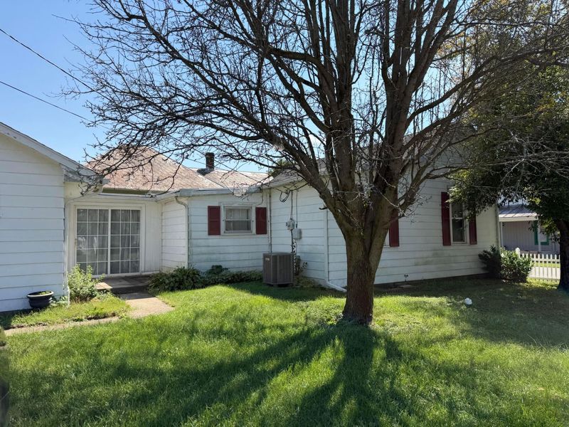996 3rd Street, Logan, OH 43138 Photo 3