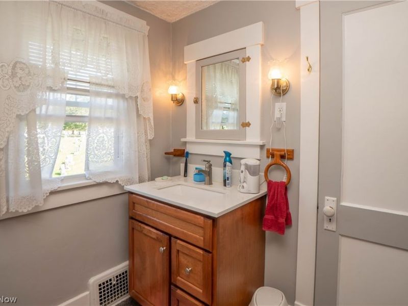 817 19th Street NW, Canton, OH 44709 Photo 32