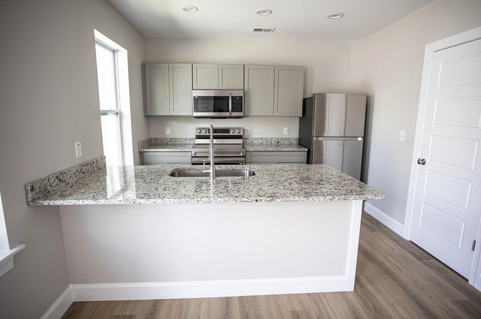 5739 Salvo Street Photo 8