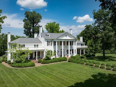 2601 Old Cave Hill Lane, Lexington, KY 40513