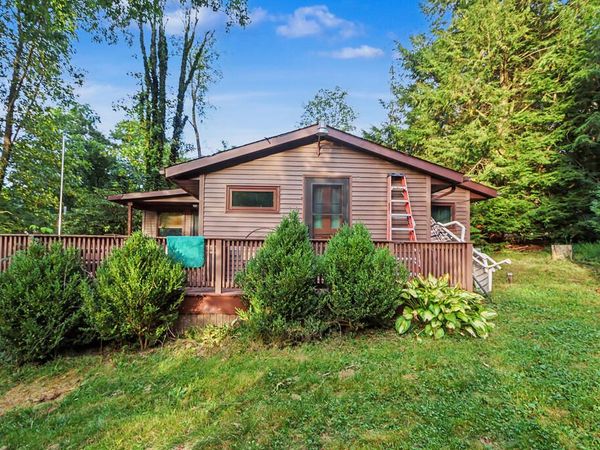66 Oak Lane, Perrysville, OH 44864