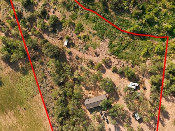 200 Lolita Dr, Lytle, TX 78052