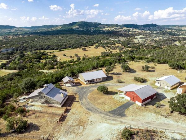 259 Gate Road, Pipe Creek, TX 78063
