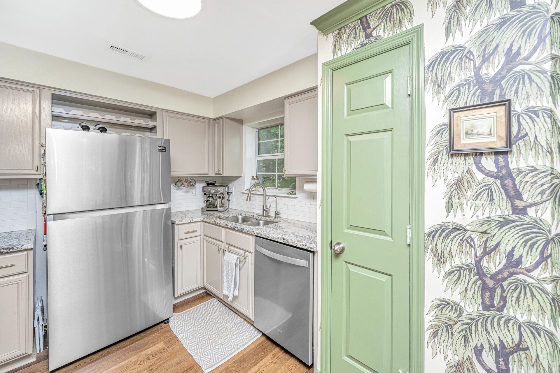 700 Daniel Ellis Drive Photo 14