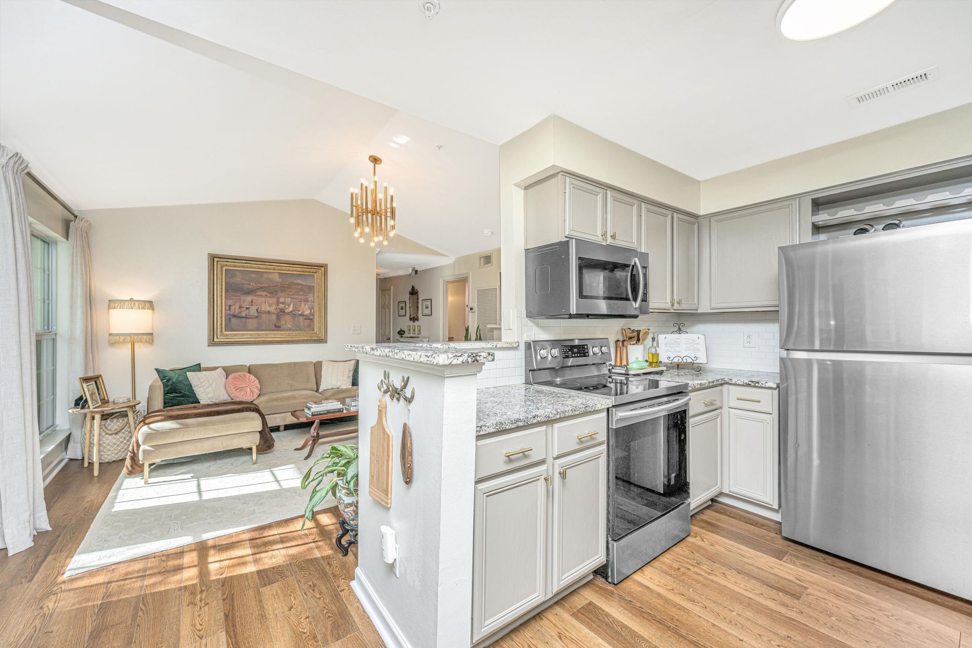 700 Daniel Ellis Drive Photo 16