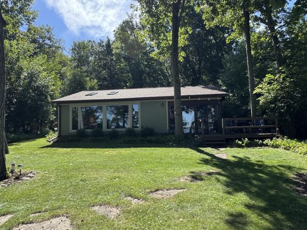 W6250 N Lakeview Drive, Markesan, WI 53946