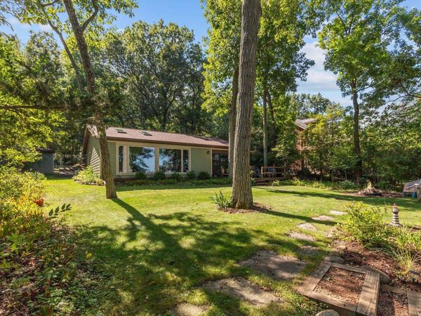 W6250 N Lakeview Drive, Markesan, WI 53946
