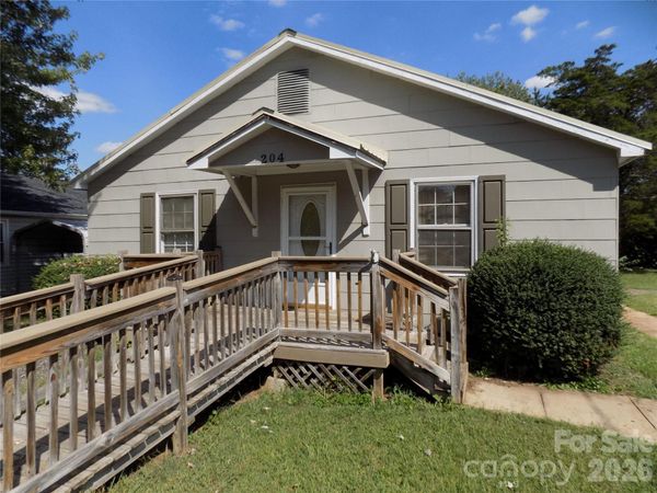 204 Church Street , Cramerton, NC 28032