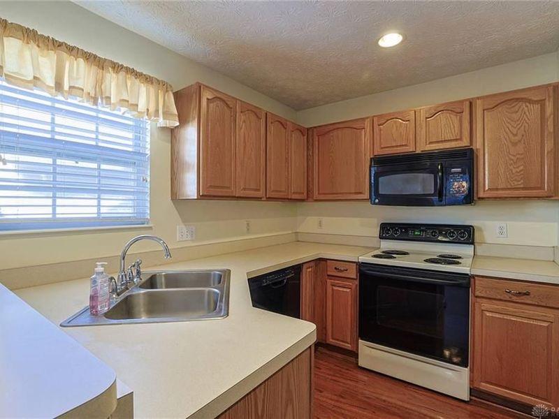 1019 Weeping Willow Lane, Maineville, OH 45039 Photo 12