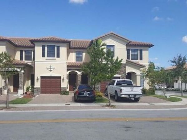 3375 W 90th Ter , Unit 3375, Hialeah, FL 33018