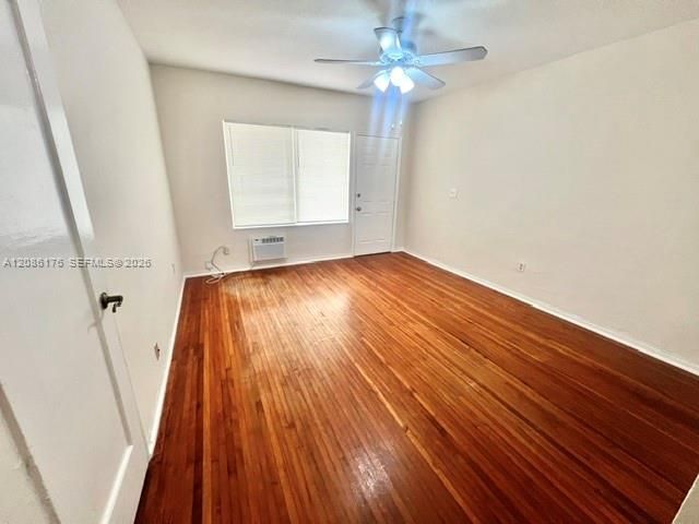 564 NE 66th St, Unit 3, Miami, FL 33138 Photo