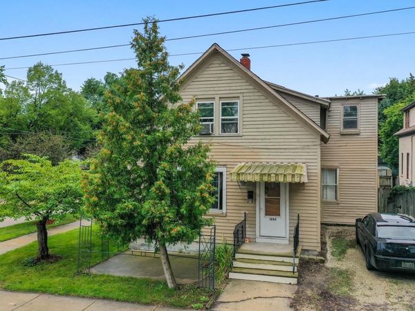 1280 E WALNUT STREET, Green Bay, WI 54301
