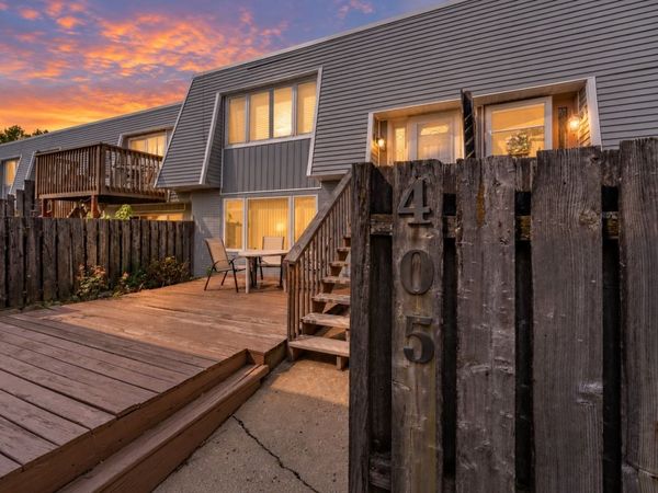 6750 School Street , Unit 405, Windsor Heights, IA 50324