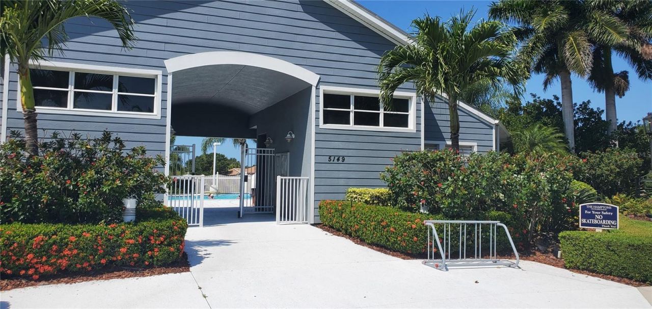5231 Highbury Circle, Sarasota, FL 34238 Photo