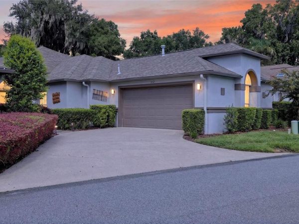 1912 SE TWIN BRIDGE CIRCLE, OCALA, FL 34471