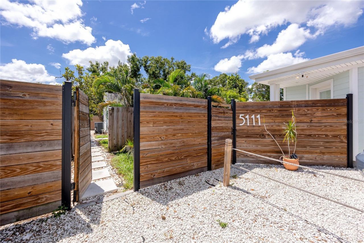 5111 28th Avenue N, Saint Petersburg, FL 33710 Photo