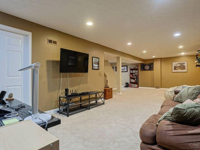 9142 Knightsridge Lane, Deerfield Township, OH 45040 Photo 49