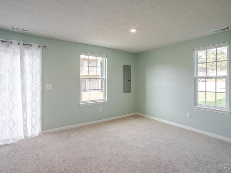 1092 Steamboat Drive, Union Township, OH 45244 Photo 4