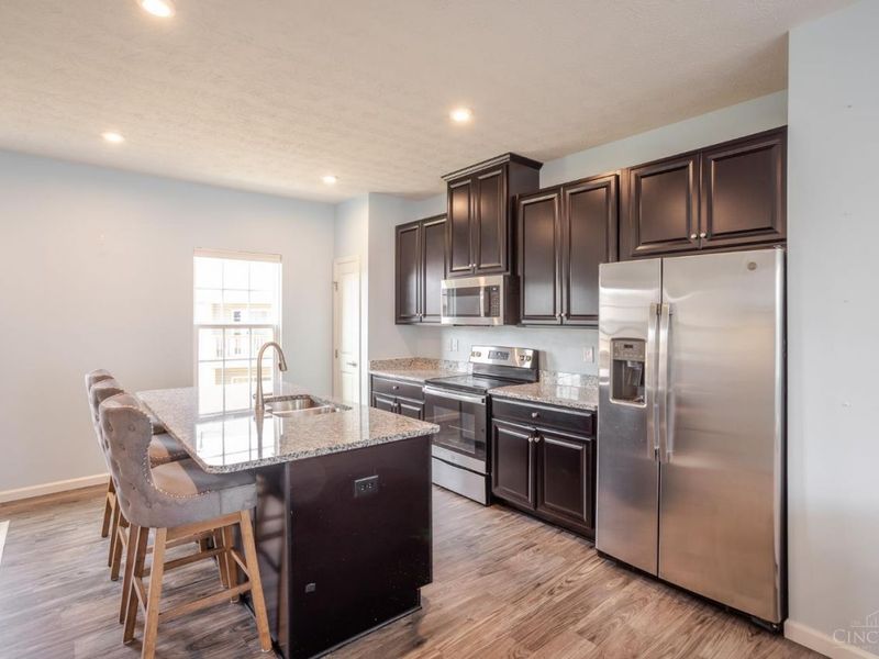 1092 Steamboat Drive, Union Township, OH 45244 Photo 6
