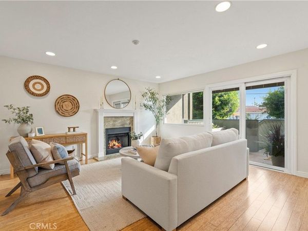 1112 Beryl St., Unit 7, Redondo Beach, CA 90277