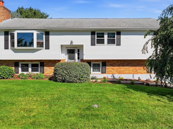 2 Apple Tree Dr, Millbury, MA 01527