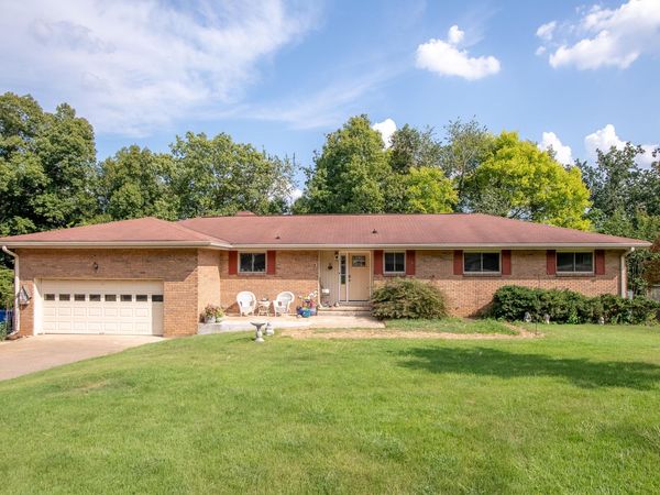 5846 Crestview Drive, Hixson, TN 37343