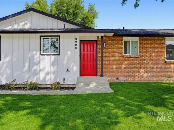 9720 W Whirlaway, Boise, ID 83704