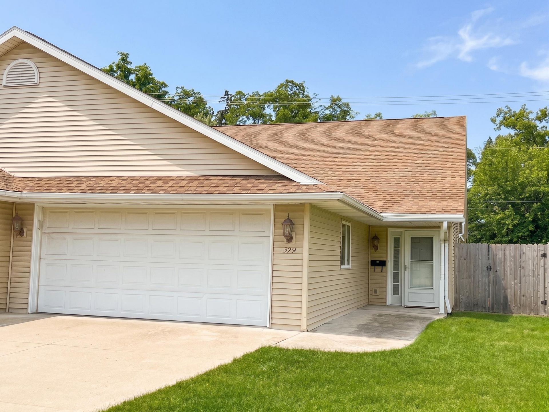 329 Soden Drive Oregon, WI 53575