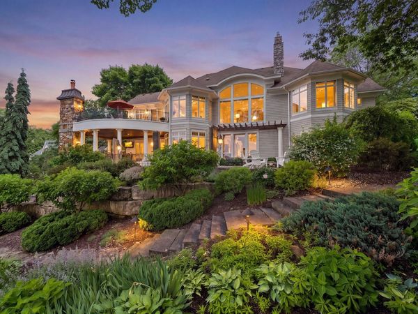 28028 Woodside Road, Shorewood, MN 55331