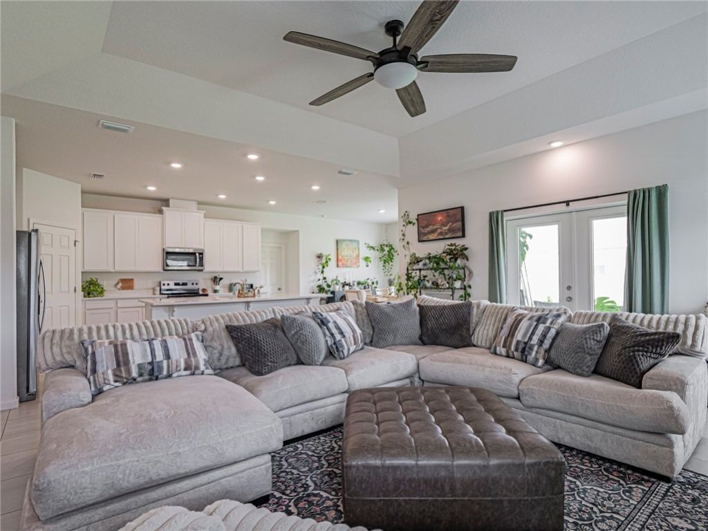 80 52nd Square, Vero Beach, FL 32968 Photo