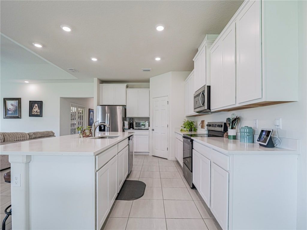 80 52nd Square, Vero Beach, FL 32968 Photo
