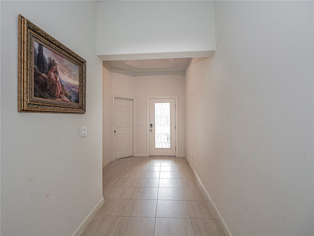 80 52nd Square, Vero Beach, FL 32968 Photo
