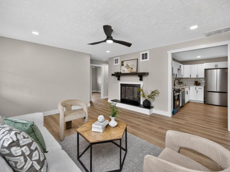 10944 Lemarie Drive, Sharonville, OH 45241 Photo 16