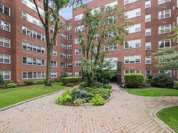 250 Garth Road , Unit 2E3, Scarsdale, NY 10583
