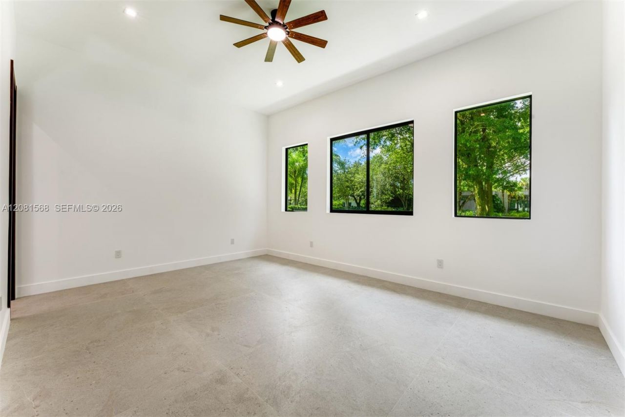 9475 SW 117th Ter, Miami, FL 33176 Photo