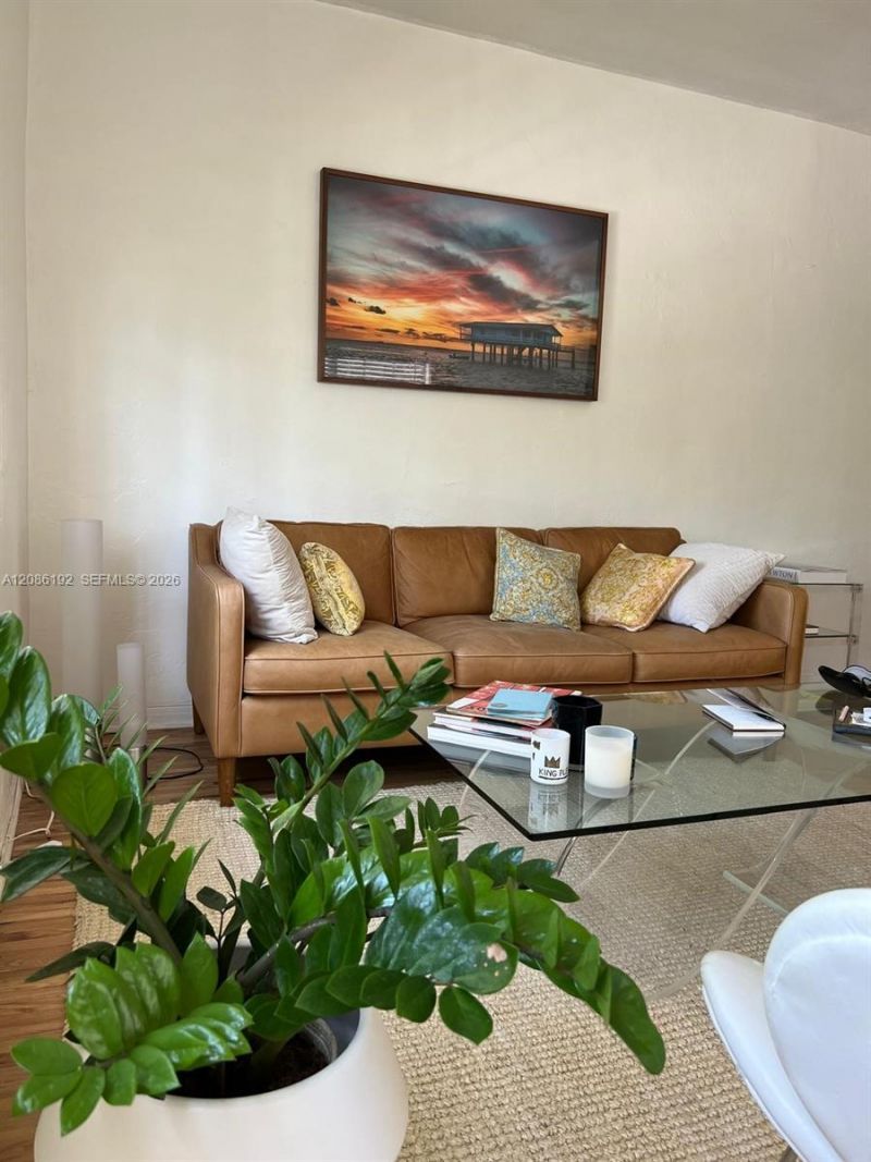 1551 Michigan Ave, Unit 8, Miami Beach, FL 33139 Photo