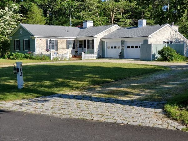 43 Poponessett Rd, Barnstable, MA 02635