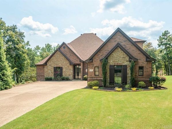 311 Oak Shores Circle, Hot Springs, AR 71913