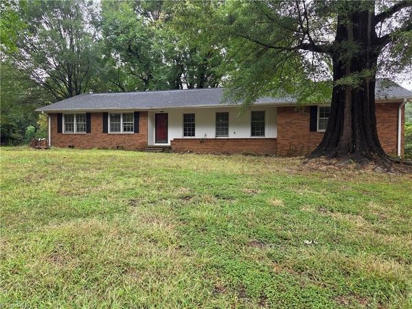 1917 EDGEWOOD Avenue, Burlington, NC 27215